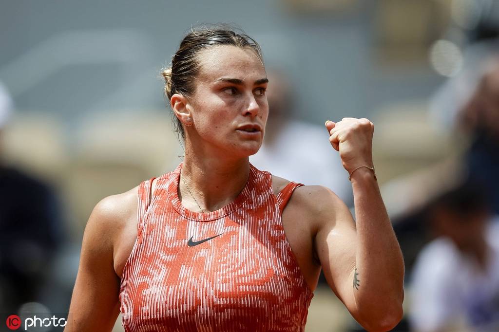 对年轻选手 对年轻选手